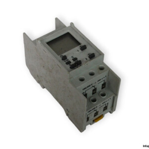 legrand-MICROREX-D22-plus-digital-switch-timer-(used)