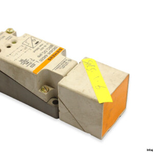 siemens-3RG4041-6AD00-inductive-sensor