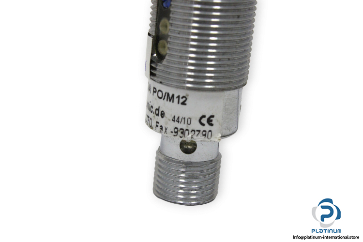 pulsotronic-RTH-120A-PO_M12-photoelectric-diffuse-sensor-used-3