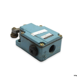 Telemecanique XC1/AC158 Limit Switch