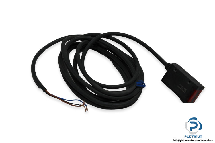 omron-E3S-AD31-photoelectric-diffuse-reflective-sensor-used