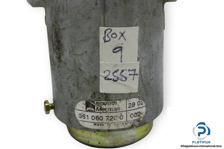 Rexroth-mecman-361-060-720-0-fine-setting-valve-(used)-1