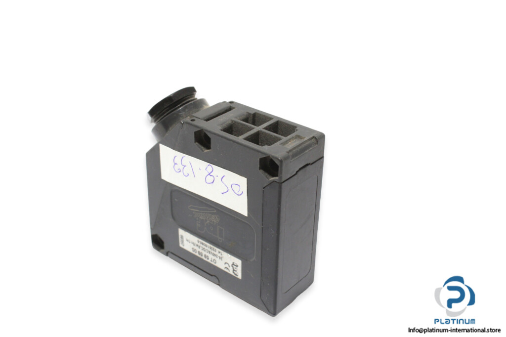 IPF OT 59 59 00 Optical Diffuse Reflection Sensor