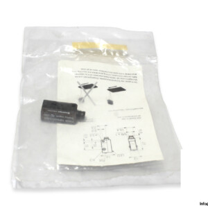 baumer-FHDK-10P5101_S35A-diffuse-sensor