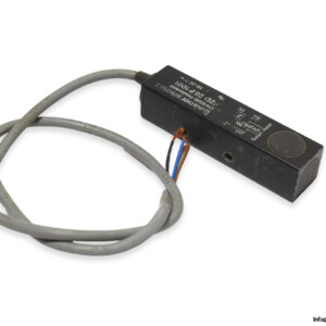 baumer-FZD-20P1001-diffuse-sensor-with-intensity-diffrence