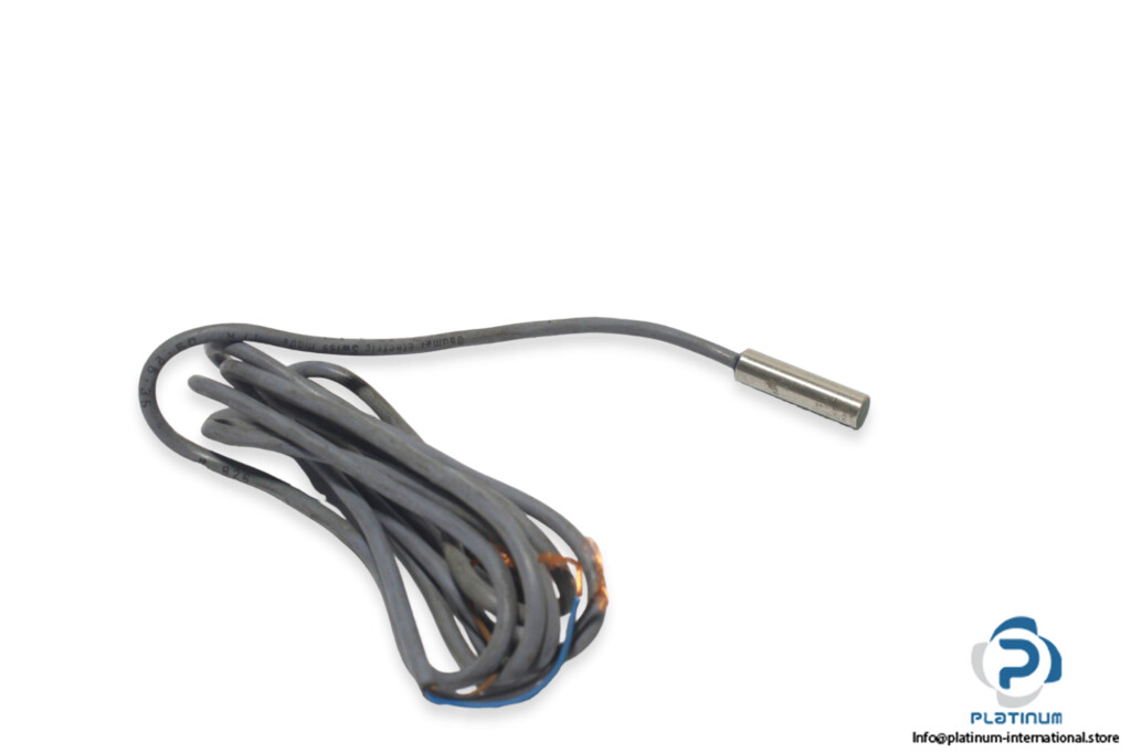 Baumer IFR 09.26.35 Inductive Sensor