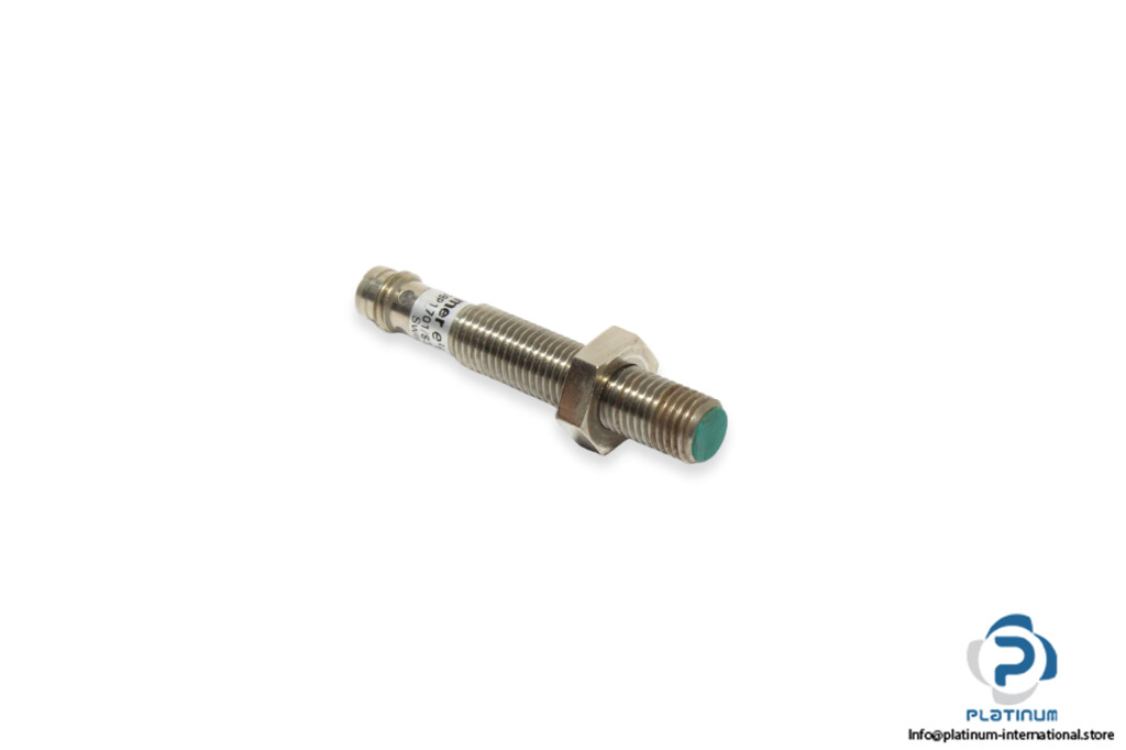 Baumer Ifrm 08P1701/S35L Inductive Sensor