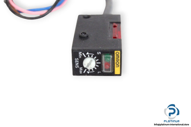 omron-E3S-BR61-retro-reflective-sensor-new-3