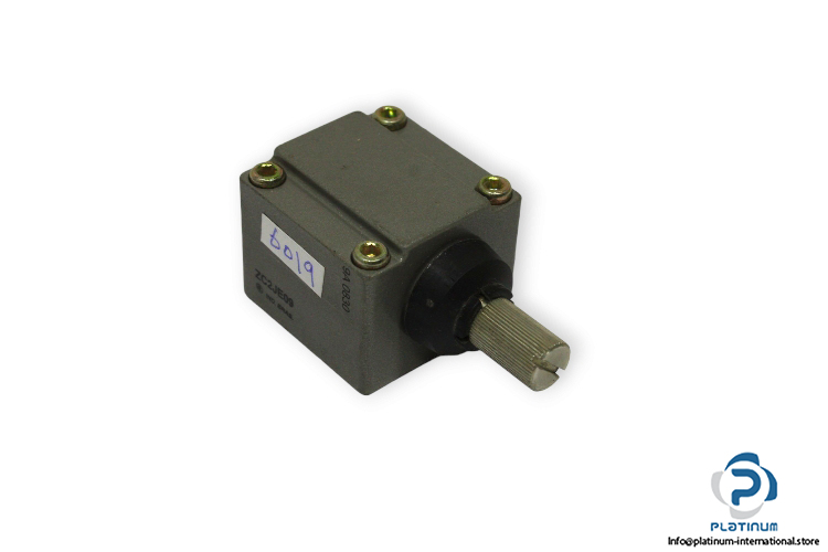telemecanique-ZC2JE09-limit-switch-head-(used)