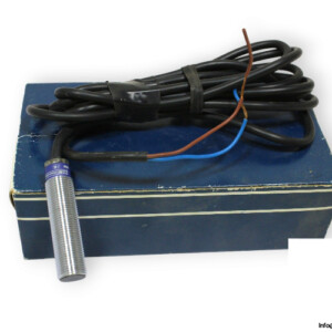 telemecanique-XS1-m12mb230-inductive-proximity-switch-new