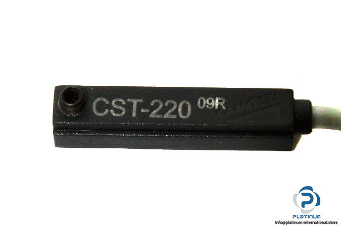 camozzi-cst-220-09r-magnetic-proximity-switch-3
