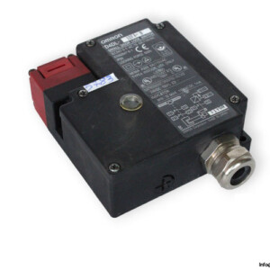 omron-D4DL-1DFA-B-locking-safety-door-switch-(used)