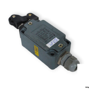 pizzato-FD-602-limit-switch-(used)