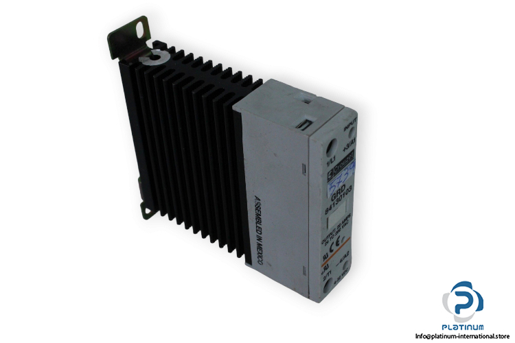 crouzet-GRD-84130103-solid-state-relay-(used)