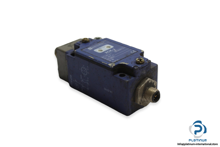 telemecanique-XCKJ167D-SC144-limit-switch