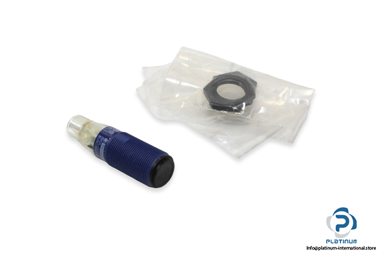 telemecanique-XUB2ANANM12R-through-beam-photoelectric-sensor-receiver-new