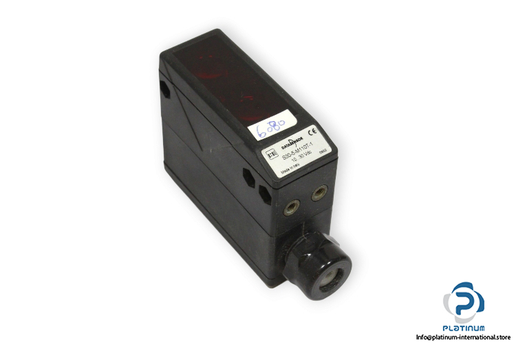 datasensor-S30-5-M110T-1-photoelectric-sensor-used