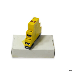 sick-UE12-2FG2D0-safety-relay