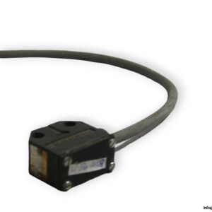balluff-BNS-519-X302-100-K-10-limit-switch