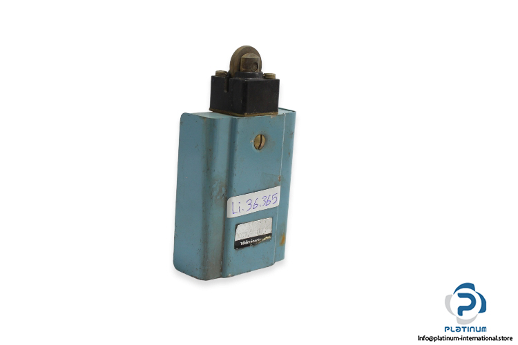 telemecanique-XC1_AB112-limit-switch