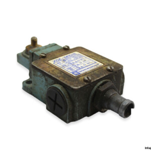 Telemecanique XCK-M1D15 Limit Switch