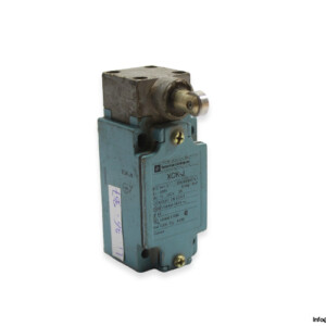 Telemecanique ZCK-J1 / ZCK-E65 Limit Switch