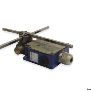 Telemecanique XCKMR1618668002 Limit Switch