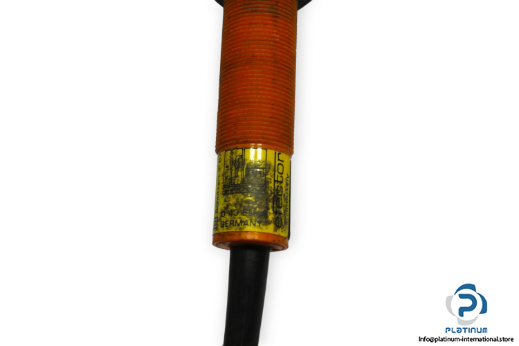ifm-IG-2005-ABOW-inductive-sensor-used-4