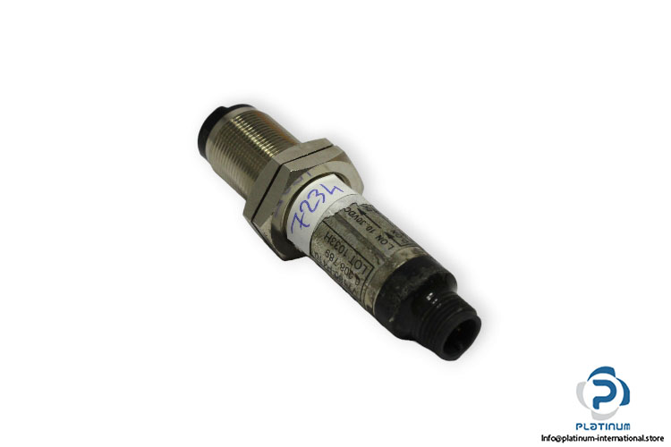 sick-VT180-P410-photoelectric-proximity-sensor-used
