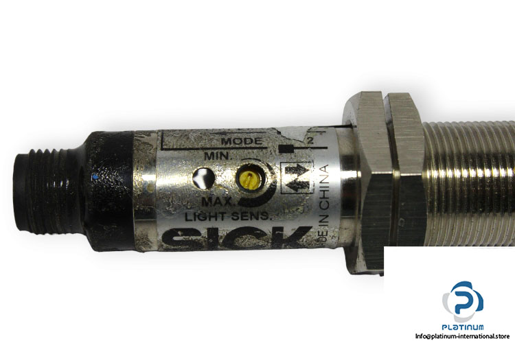 sick-VT180-P410-photoelectric-proximity-sensor-used-3