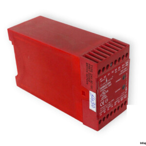 Guard Master 24 V Ac/Dc 02068 Control Unit