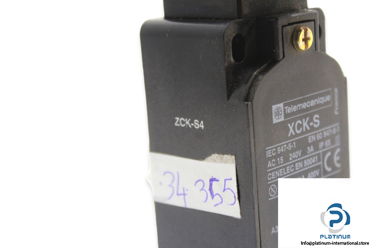 telemecanique-zck-s4-limit-switch-1