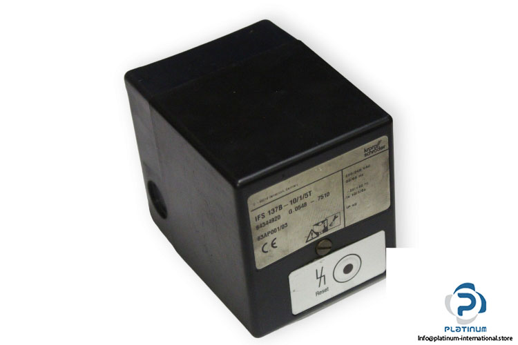 kromschroder-ifs137b-10-1-5T-gas-burner-control-unit_used