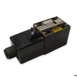 parker-D-3-W-20-K-JJ-23-HH-directional-control-valve