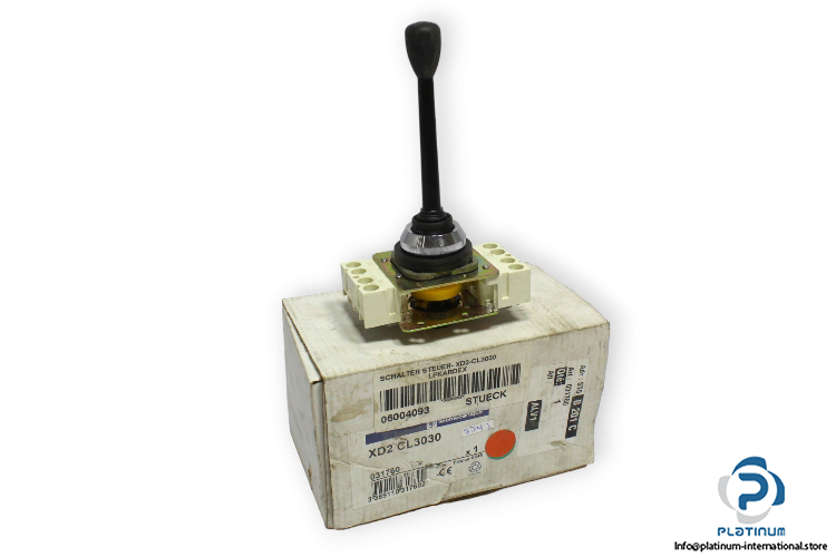 telemecanique-XD2-CL3030-complete-joystick-controller-(new)