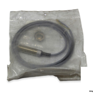allen-bradley-872C-A5C18-A2-inductive-proximity-sensor