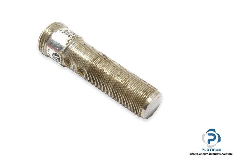 allen-bradley-871TM-D5NP18-N4-inductive-proximity-sensor-2