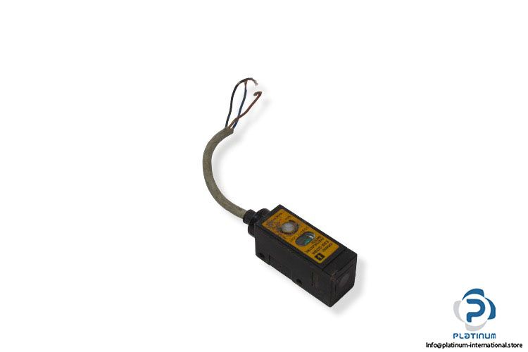 omron-E3S-2DB4-through-beam photoelectric-sensor-receiver