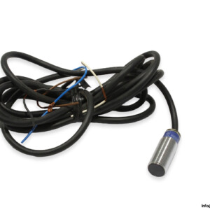 telemecanique-XS1N12PC410-inductive-sensor