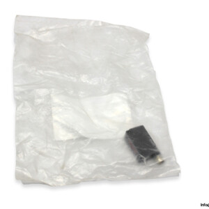 telemecanique-XUM5APCNM8-photoelectric-diffuse-sensor
