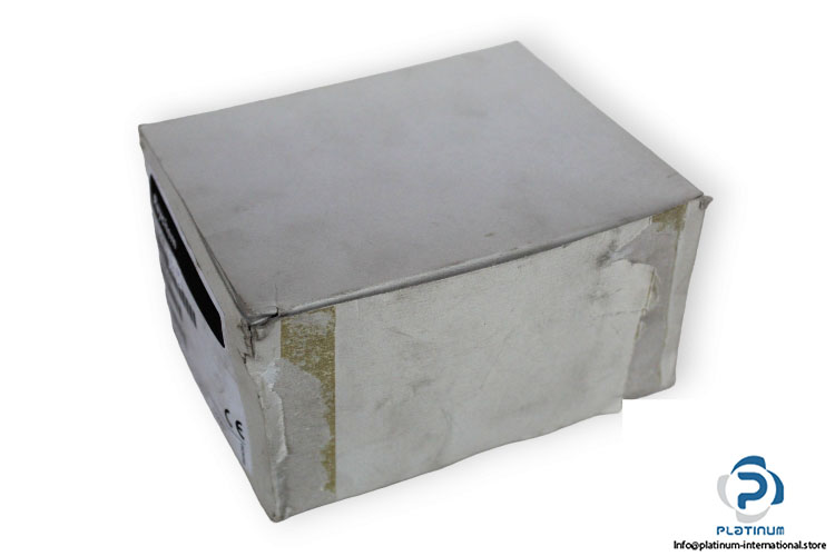raychem-AT-TS-14-surface-sensing-thermostat-(New)-3