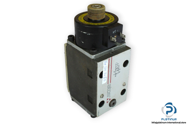Atos-DKI-1631_2_21-solenoid-operated-directional-valve-(used)
