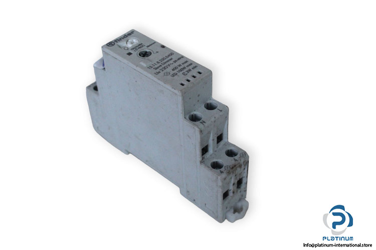 finder-15.11.8.230.0400-slave-dimmer-(used)