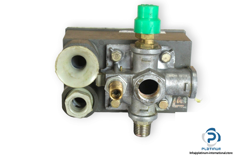 stogermatic-PZ12C2211-pressure-switch-(used)-1