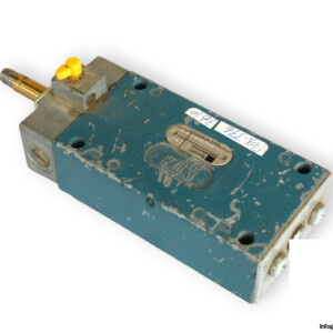 Rexroth-5726165080916-single-solenoid-valve-(used)