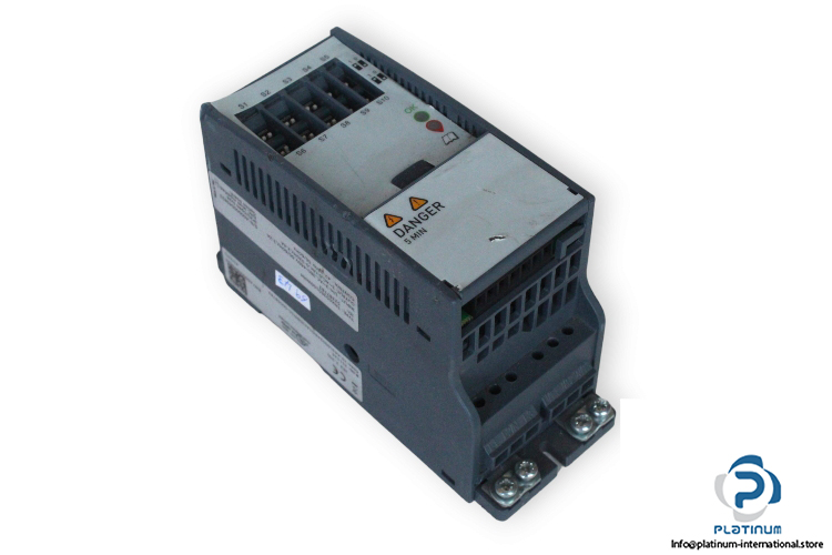 TMK003E0100WMM-frequency-converter-(used)