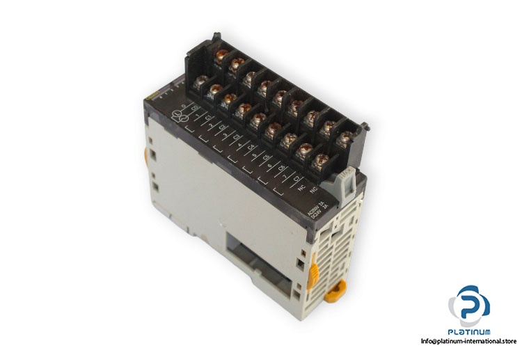 omron-CJ1W-OC201-output-unit-(Used)
