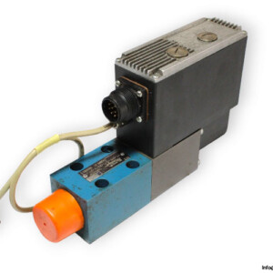 Rexroth-R900904809-proportional-directional-valve