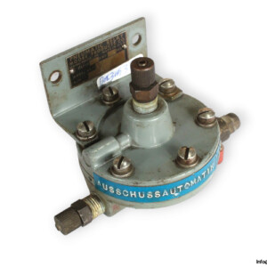 Moore 66 BR2 Pneumatic Relay