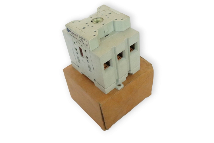 allen-bradley-194E-E100-1753-control-and-load-switch-(new)-1